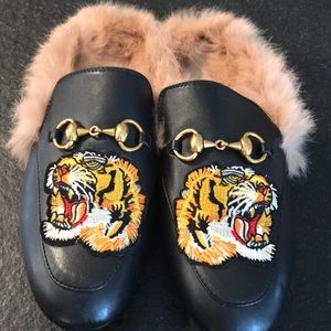 Famous brand inspired leather/fur mules